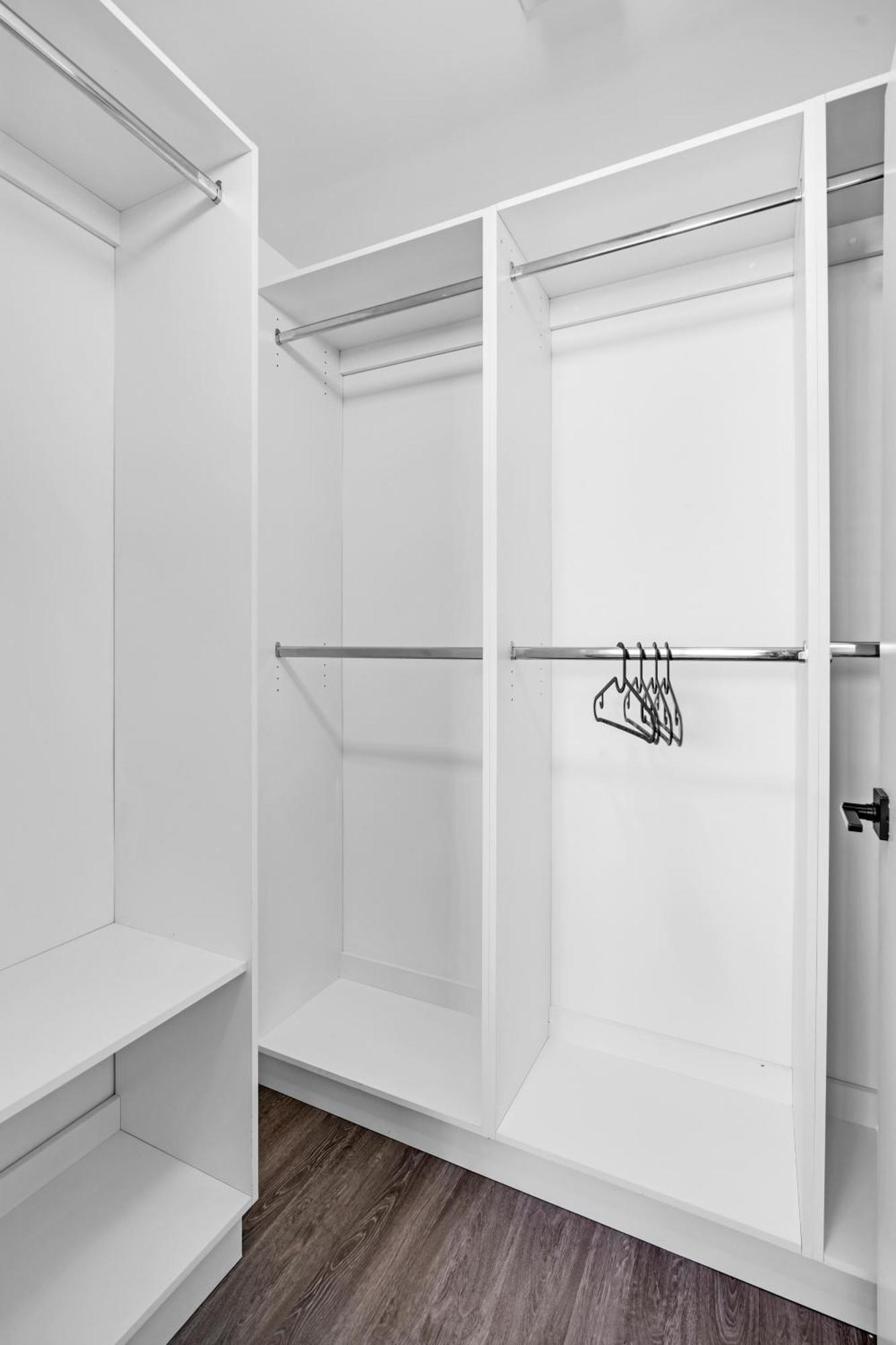 Amazing 2 Bedroom Unit In Doral Miami With Free Parking 海厄利亚加登斯 外观 照片